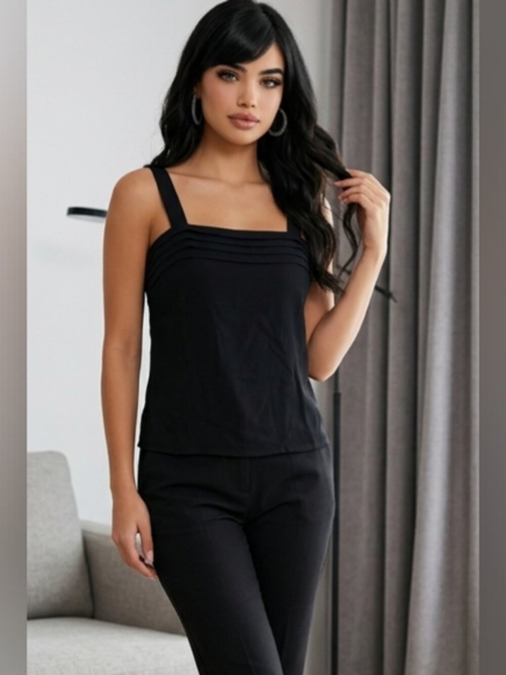 Louis Feraud SZ 10 Black Boxy Cami Tank Top Pleated Top Dressy Sleeveless Chic